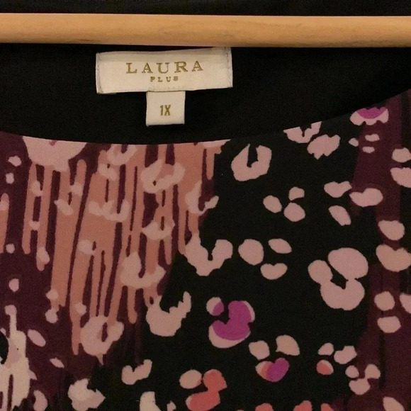 Laura Black/Pink  1X - Picture 3 of 6